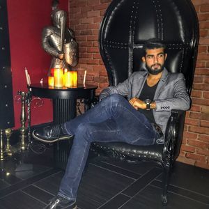 Meet your Posher, Fatih